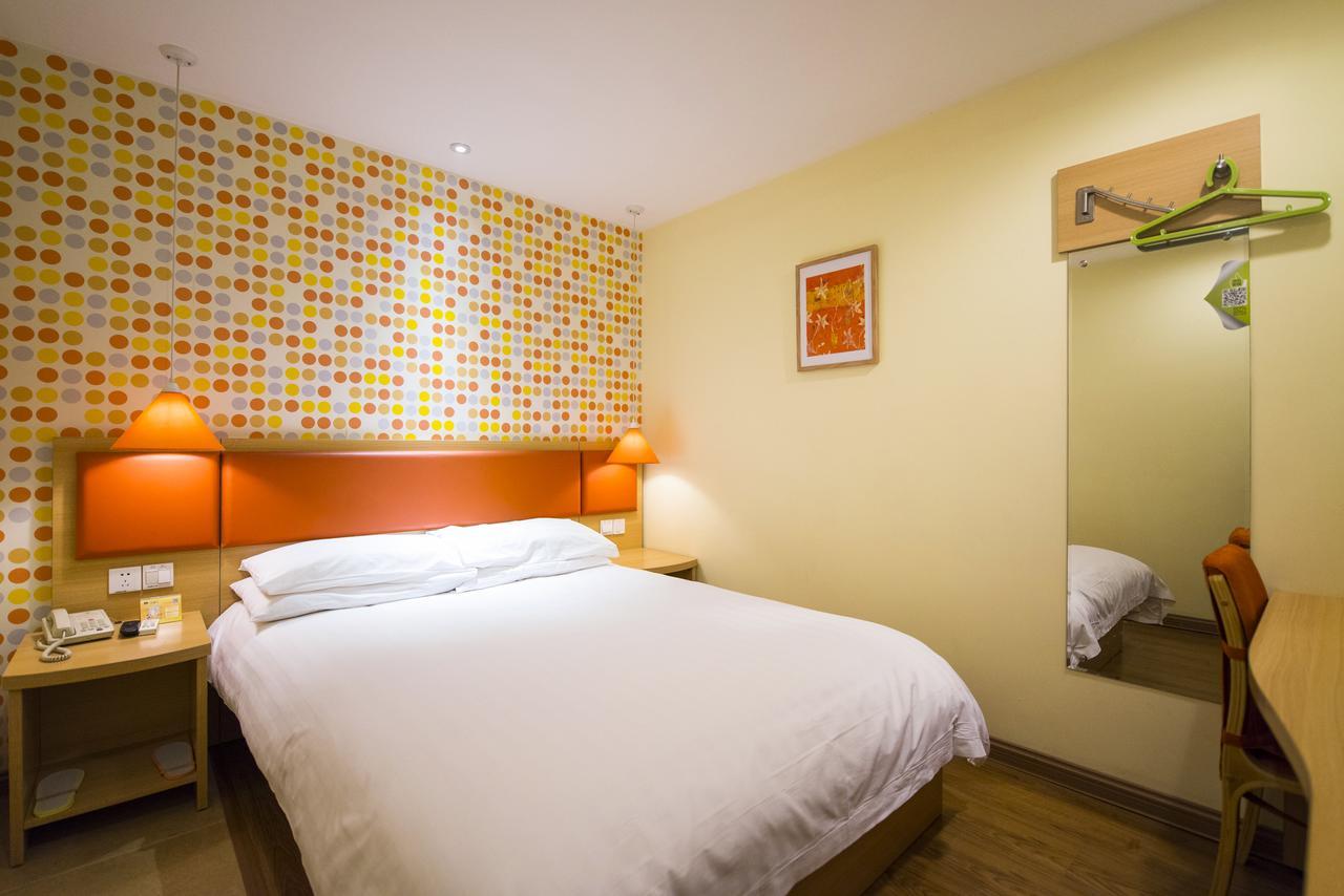Home Inn Dalian Development Zone Light Railway Station Экстерьер фото