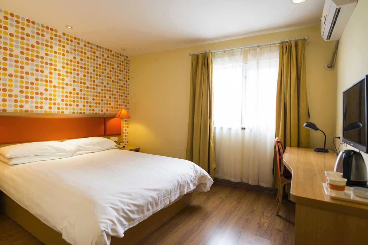 Home Inn Dalian Development Zone Light Railway Station Экстерьер фото